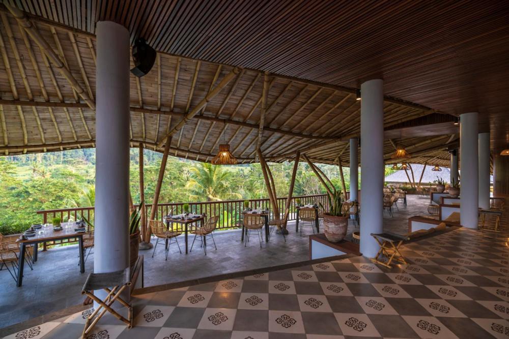 와파 디 우메 시데멘 외부 사진 The restaurant at the resort
